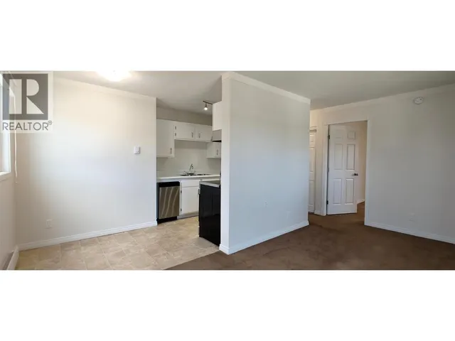 207 - 625 ROWCLIFFE AVENUE, Kelowna 3