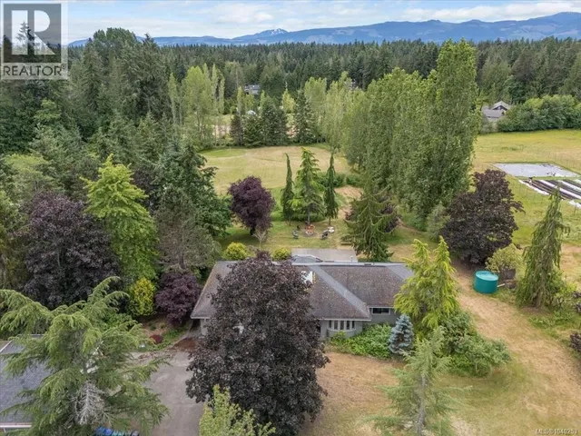 880 GARDEN ROAD EAST, Qualicum Beach 5
