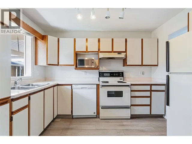 6 - 600 10 STREET SOUTHWEST, Salmon Arm 2