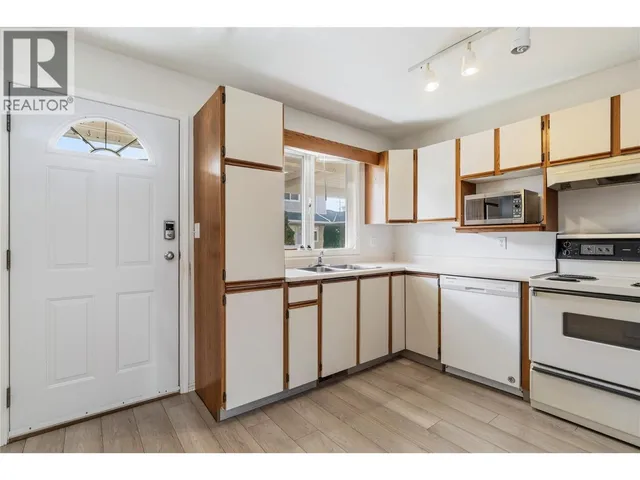 6 - 600 10 STREET SOUTHWEST, Salmon Arm 4