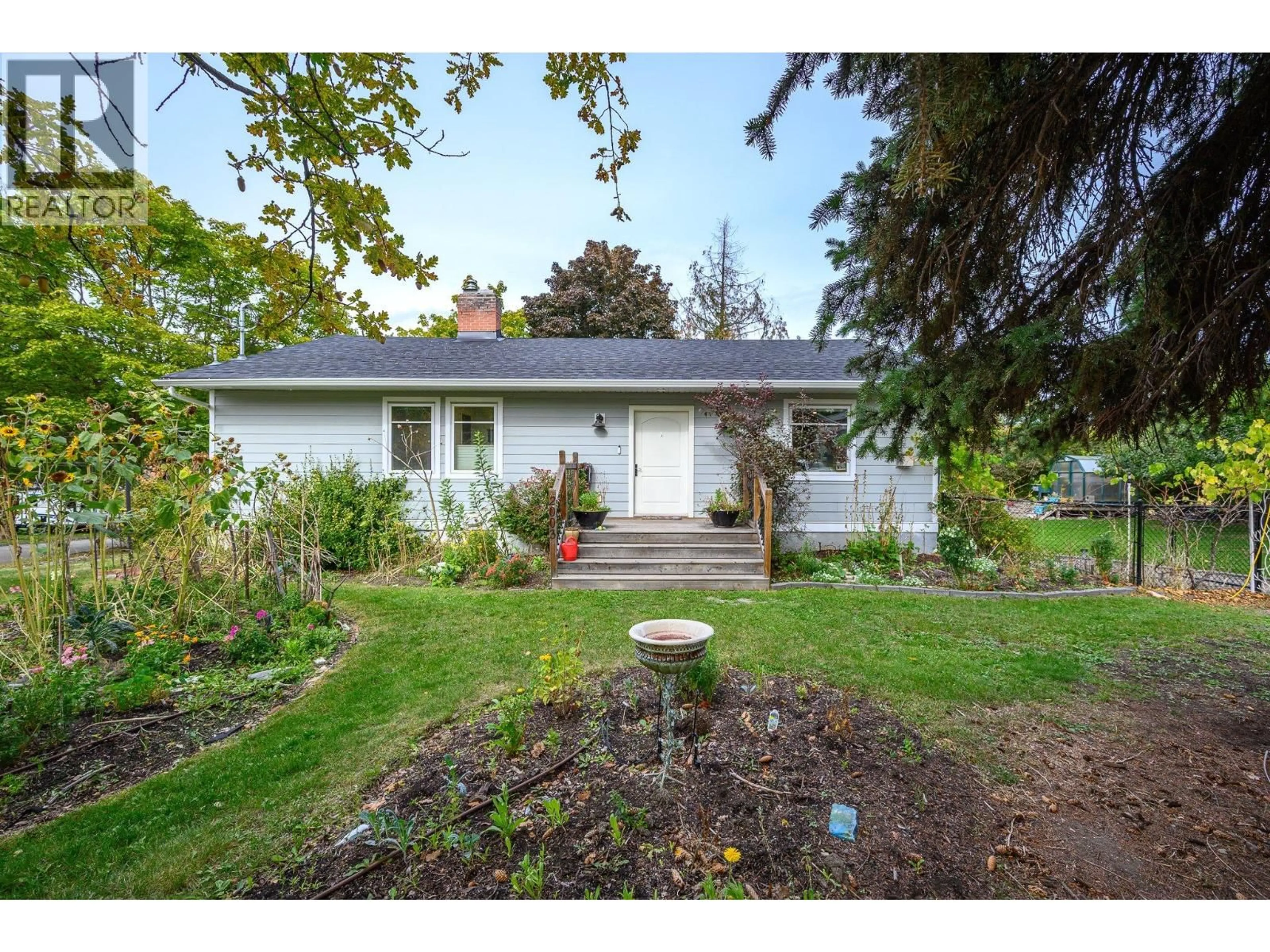 Unknown for 2003 30 AVENUE, Vernon British Columbia V1T2A6