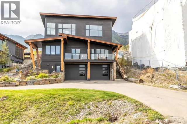 5416 RESORT DRIVE, Fernie 4