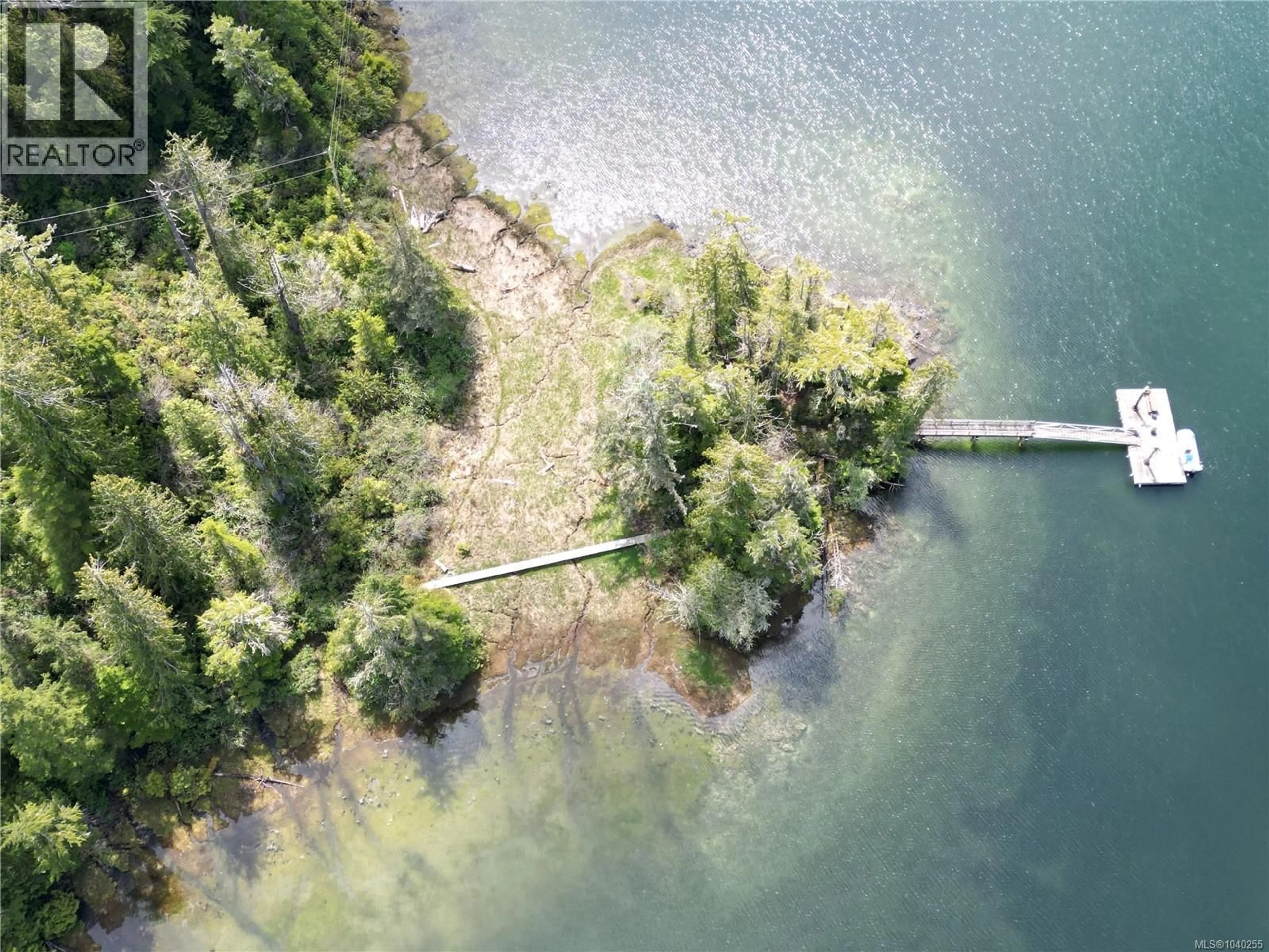 A pic from outside/outdoor area/front of a property/back of a property/a pic from drone, water/lake/river/ocean view for 522 BURLO ISLAND, Bamfield British Columbia V0R1B0