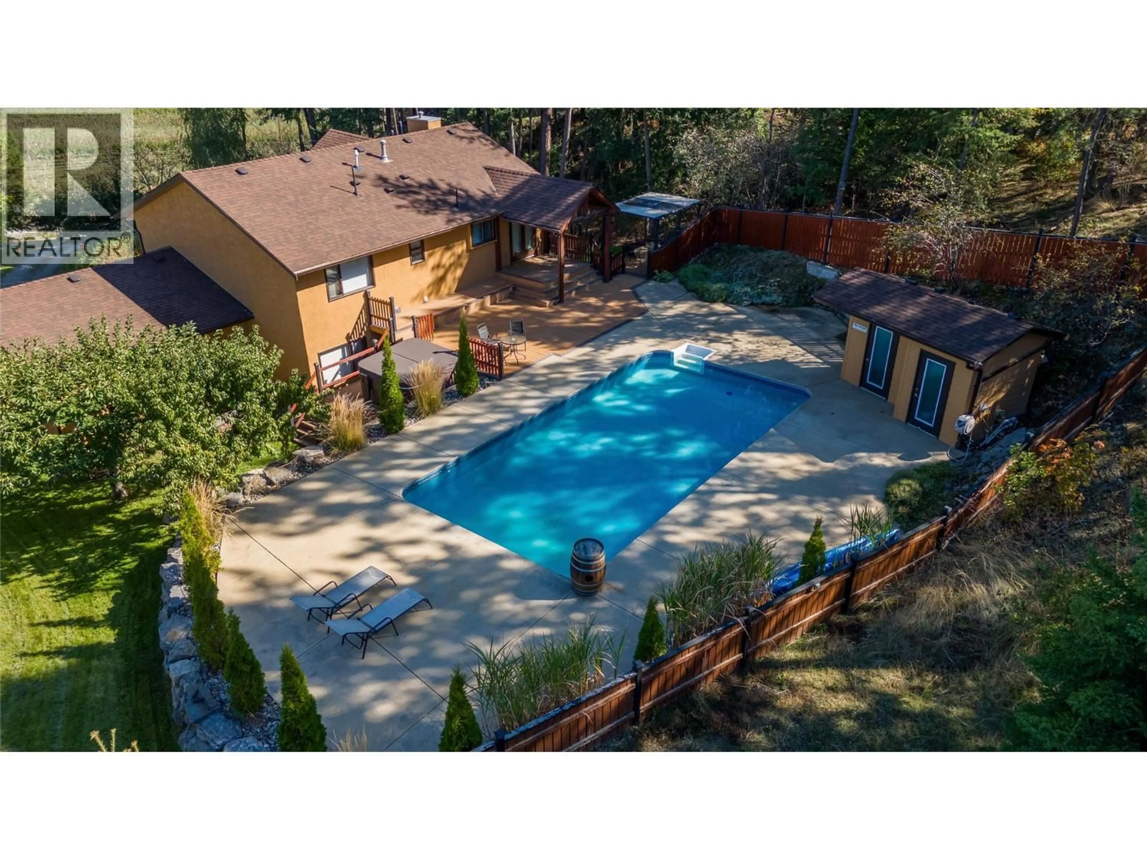 A pic from outside/outdoor area/front of a property/back of a property/a pic from drone, unknown for 10590 LONG ROAD, Lake Country British Columbia V4V1N7
