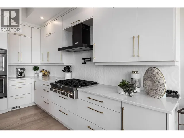 1546 VIOGNIER DRIVE, West Kelowna 4