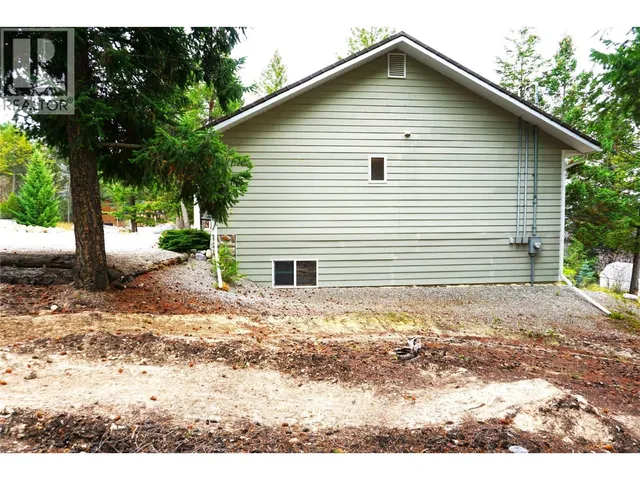 4969 MOUNTAIN SIDE ROAD, Fairmont Hot Springs 4