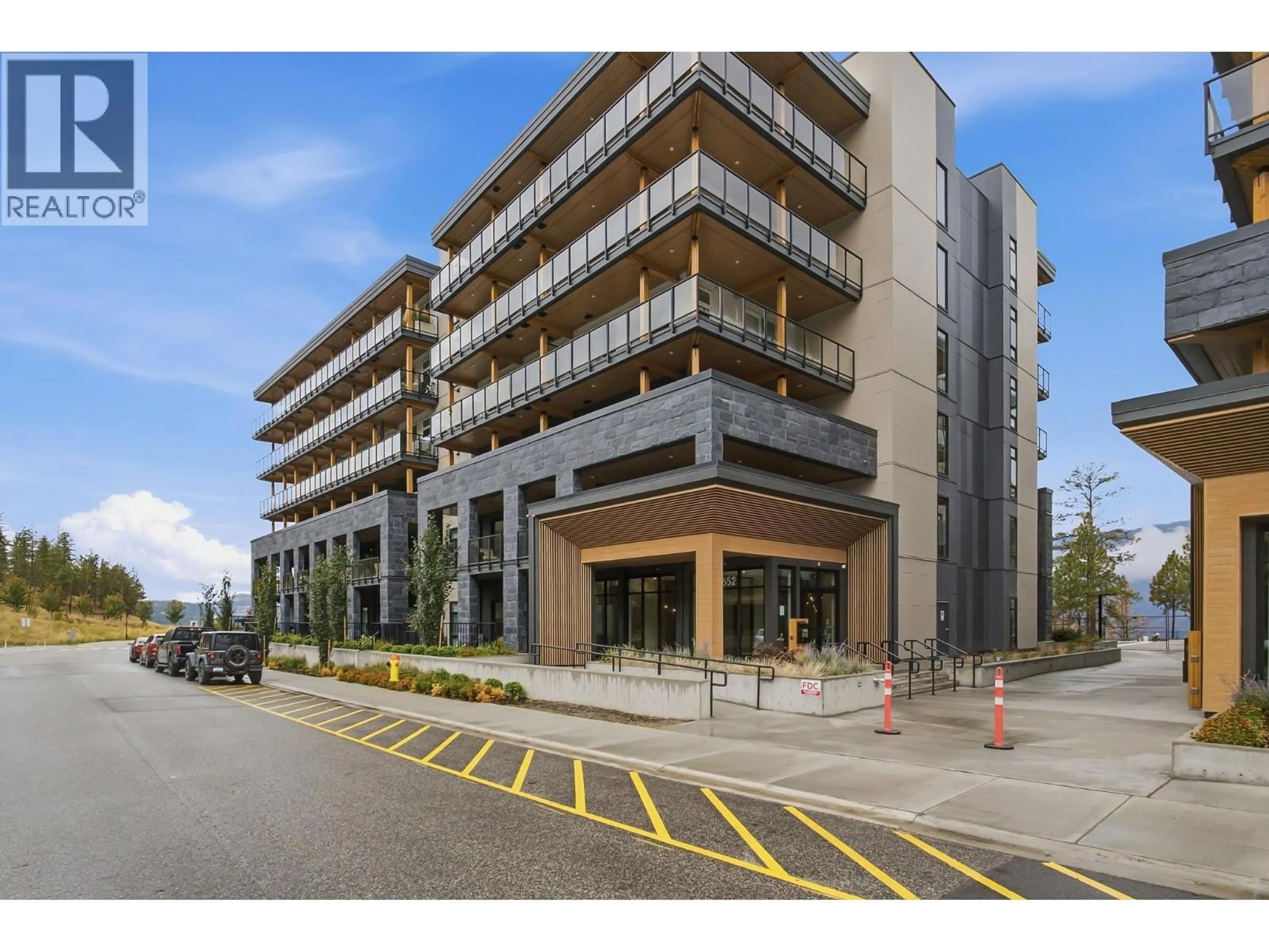 Unknown for 404 - 9652 BENCHLAND DRIVE, Lake Country British Columbia V4V0A4