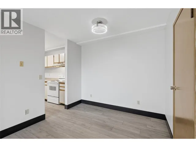 102 - 44 WHITESHIELD CRESCENT SOUTH, Kamloops 3