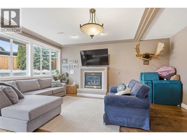 2025 PANORAMA COURT, Kamloops 2