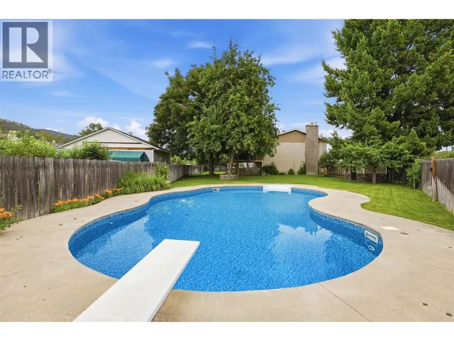 285 HUCKLEBERRY PLACE, Kamloops 4