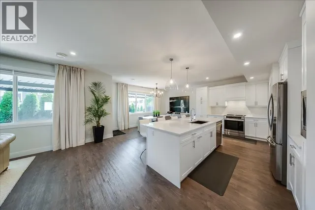 1524 ASPEN LANE, Castlegar 3