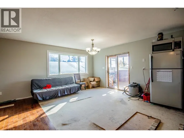 705 99 AVENUE, Dawson Creek 4