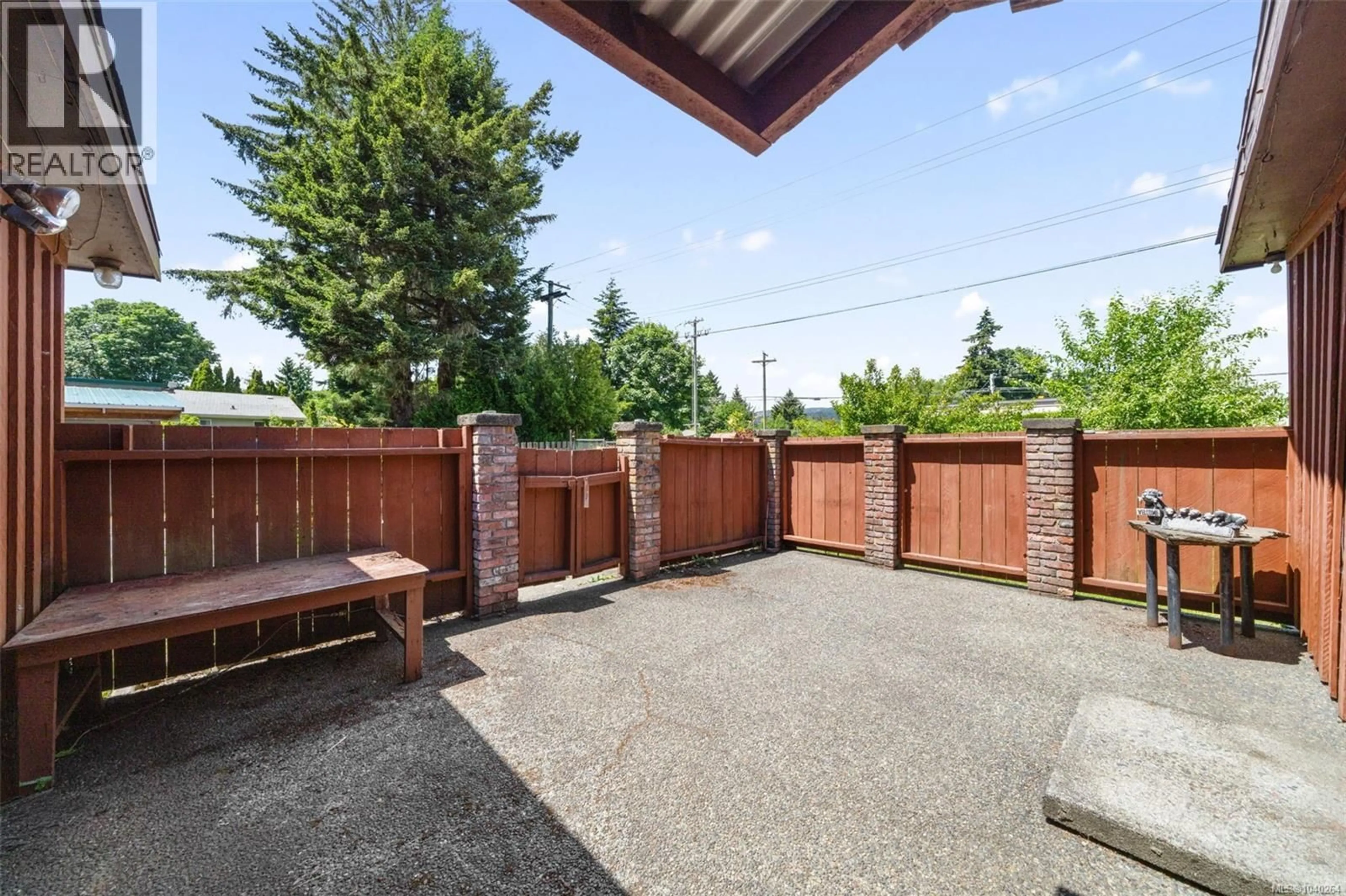 Patio, street for 6261 DERBEND ROAD, Sooke British Columbia V9Z0X4