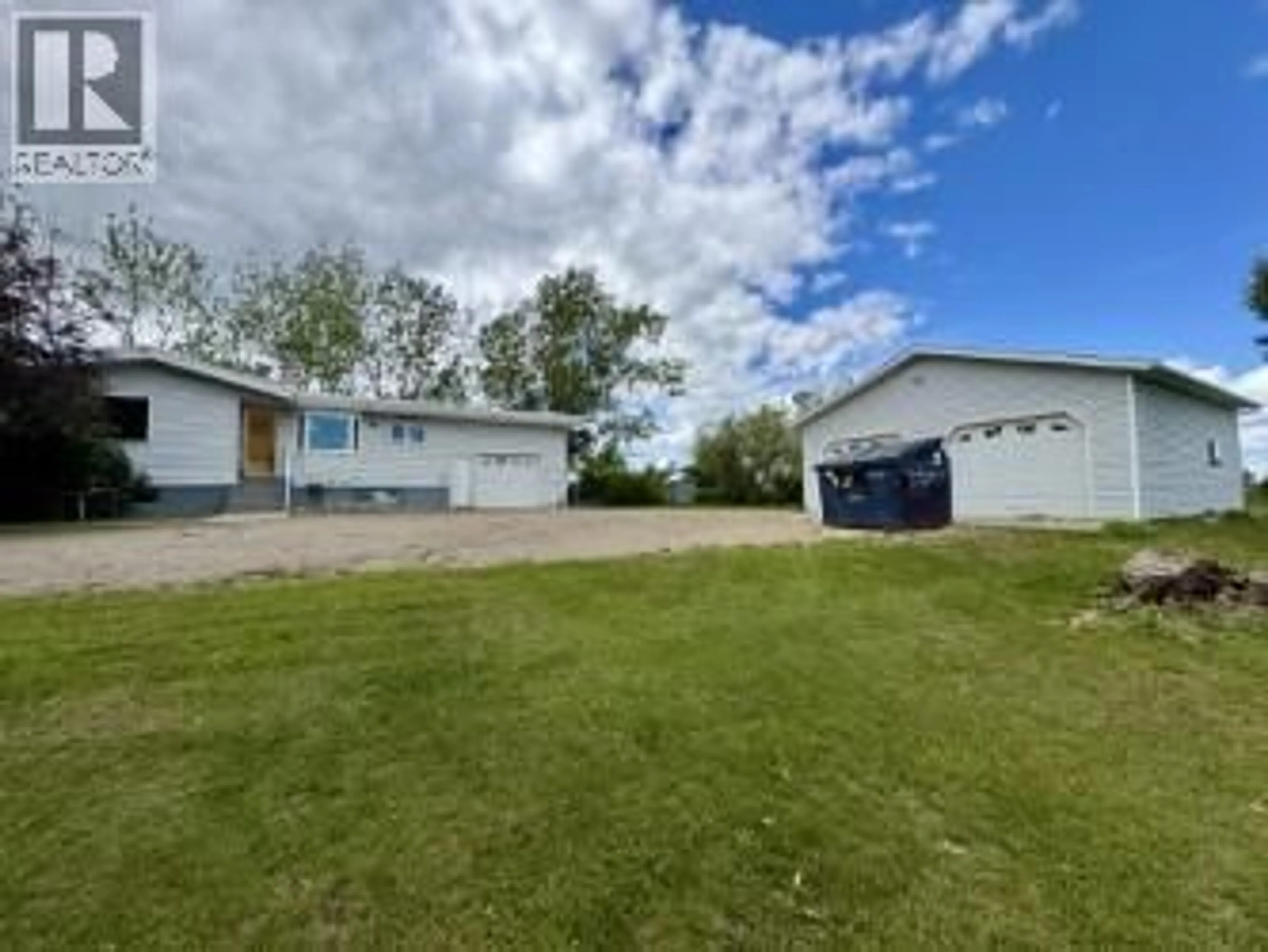 A pic from outside/outdoor area/front of a property/back of a property/a pic from drone, unknown for 3074 208 ROAD, Dawson Creek British Columbia V1G0C3
