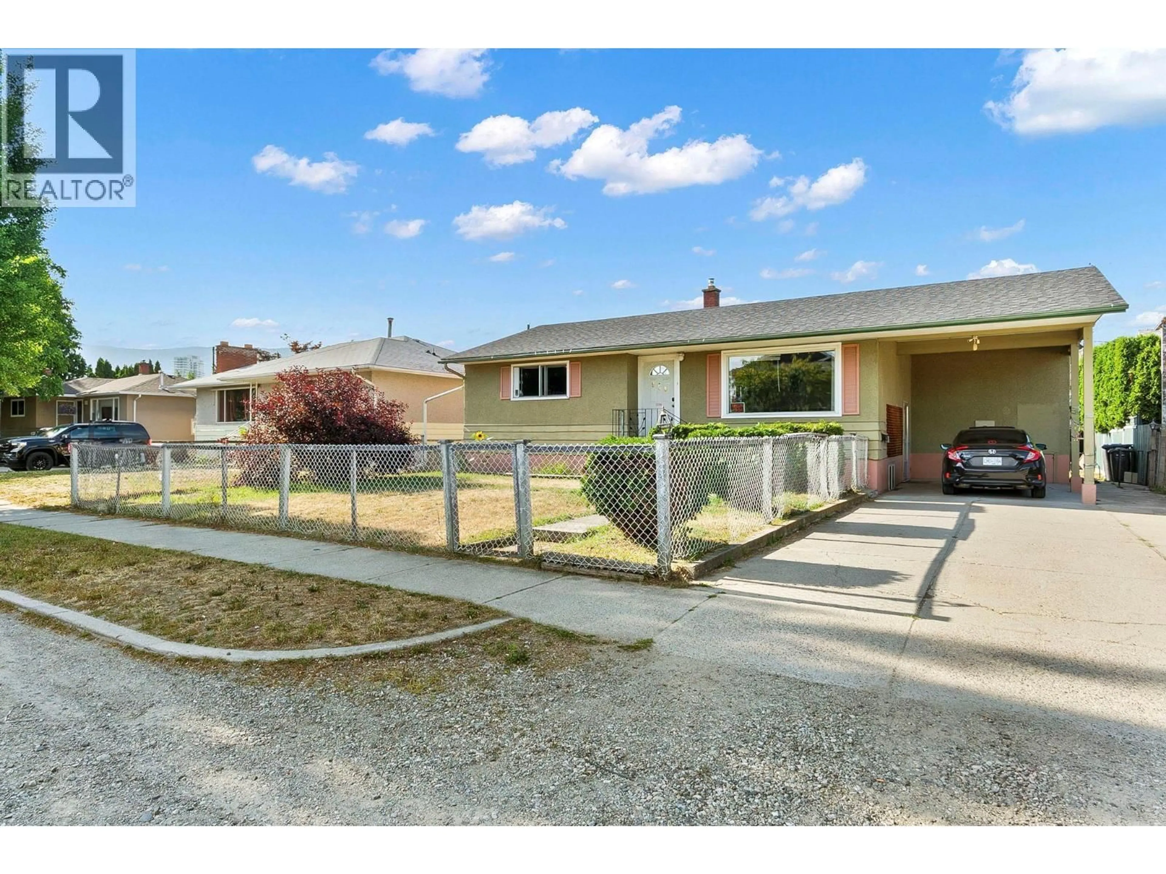 Unknown for 958 STOCKWELL AVENUE, Kelowna British Columbia V1Y6W2