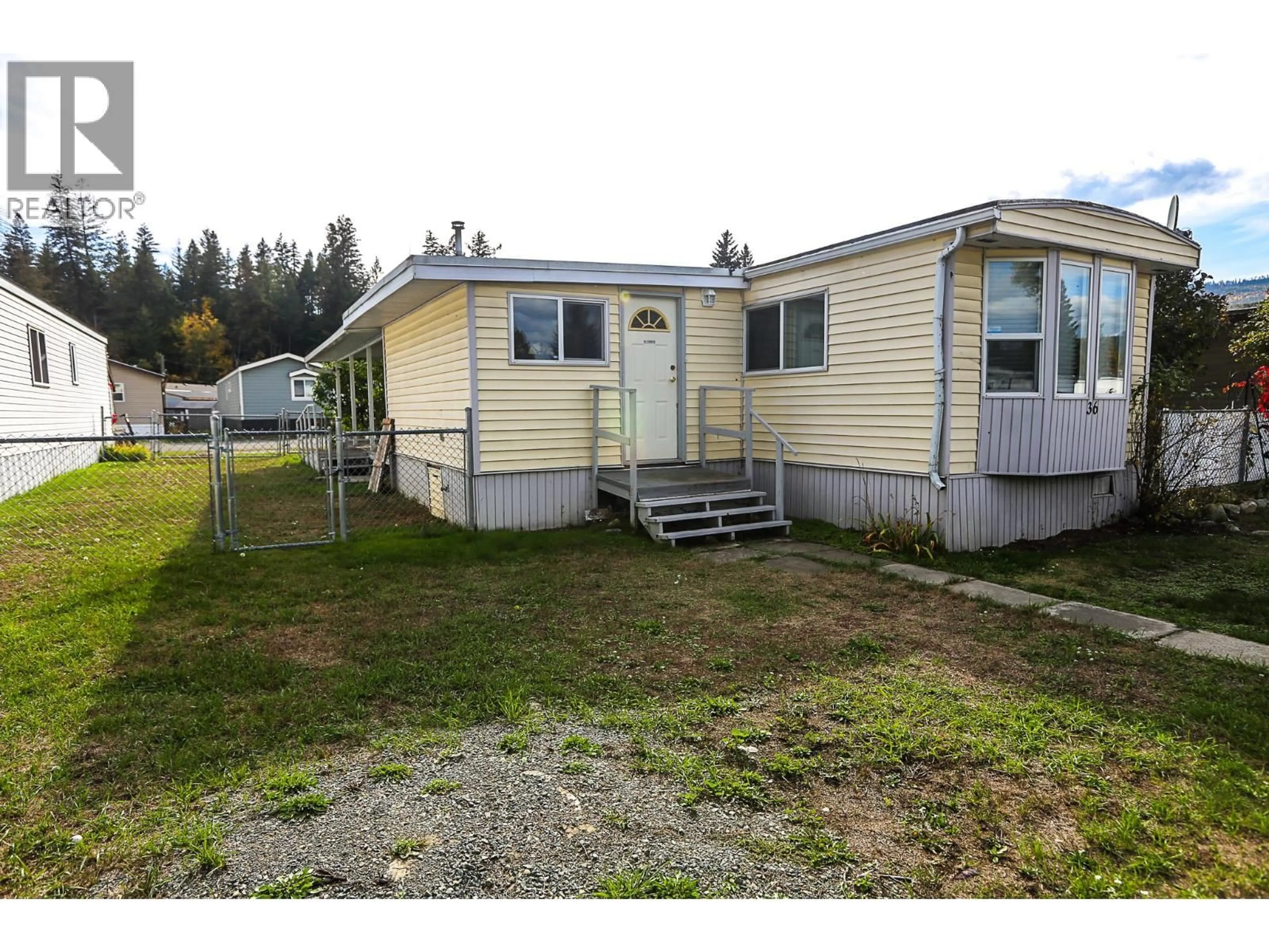 A pic from outside/outdoor area/front of a property/back of a property/a pic from drone, unknown for 36 - 4428 BARRIERE TOWN ROAD, Barriere British Columbia V0E1E0