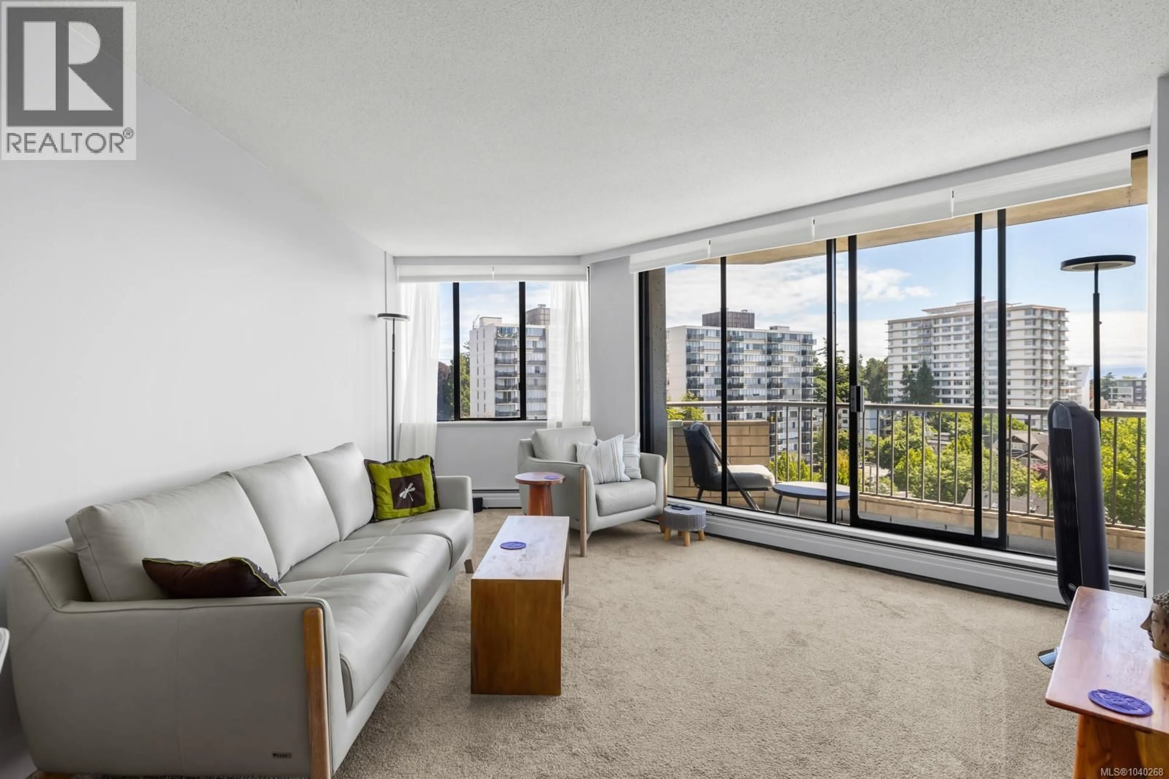 Living room with furniture, unknown for 910 - 620 TORONTO STREET, Victoria British Columbia V8V1P7