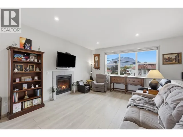 611 MCGOWAN AVENUE, Kamloops 4