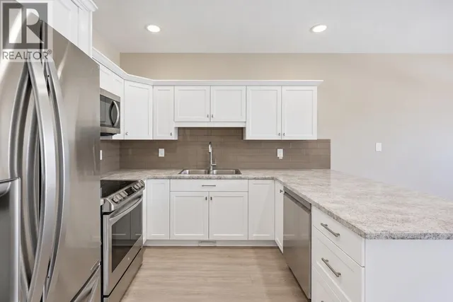 2352 BOSSERT AVENUE, Kamloops 2