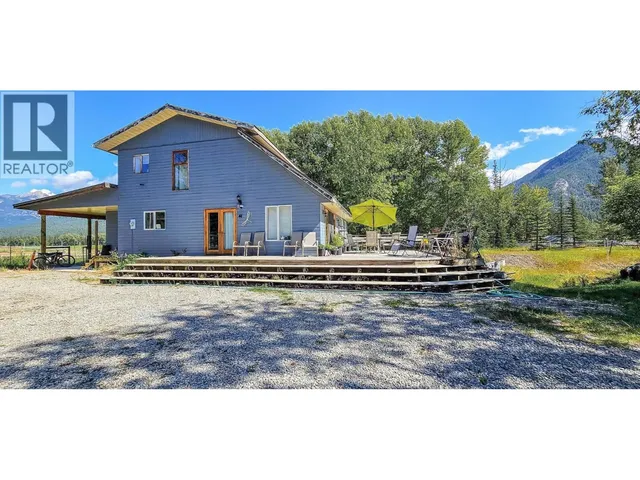 3560 ISLAND POND ROAD, Skookumchuck 3
