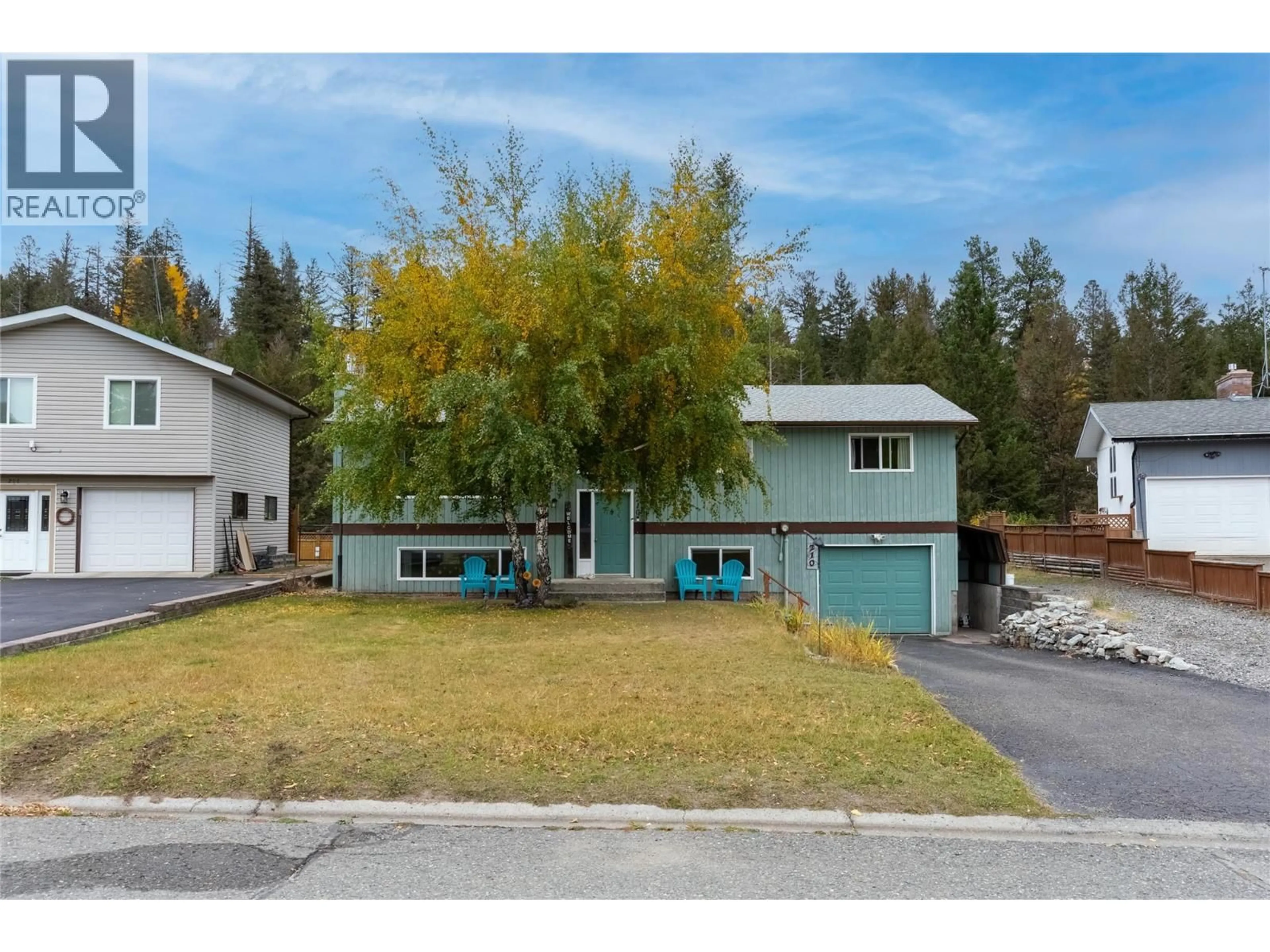 A pic from outside/outdoor area/front of a property/back of a property/a pic from drone, street for 210 CINNIBAR COURT, Logan Lake British Columbia V0K1W0