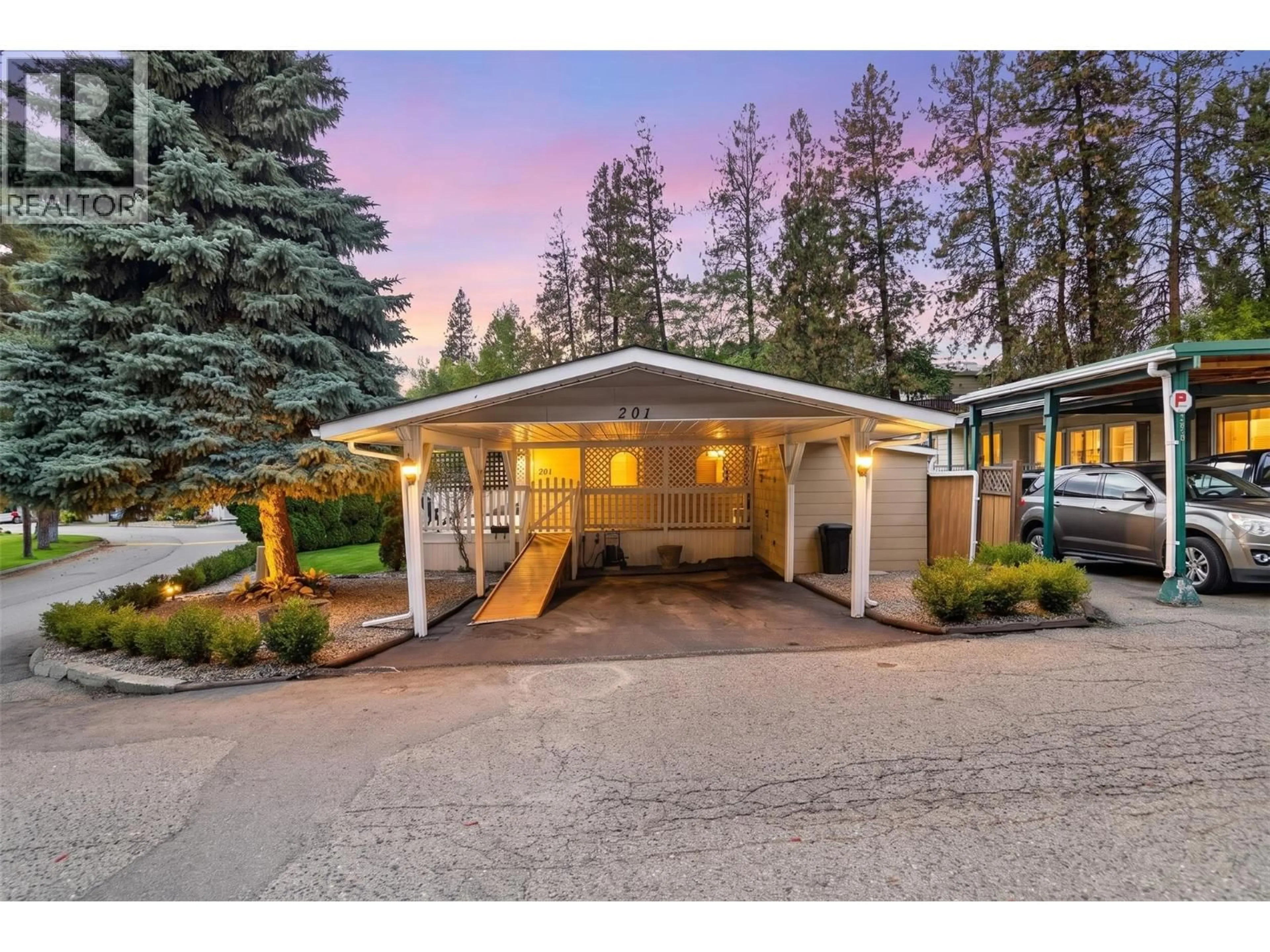 Unknown for 201 - 1999 HWY 97 HIGHWAY, West Kelowna British Columbia V1Z1B2
