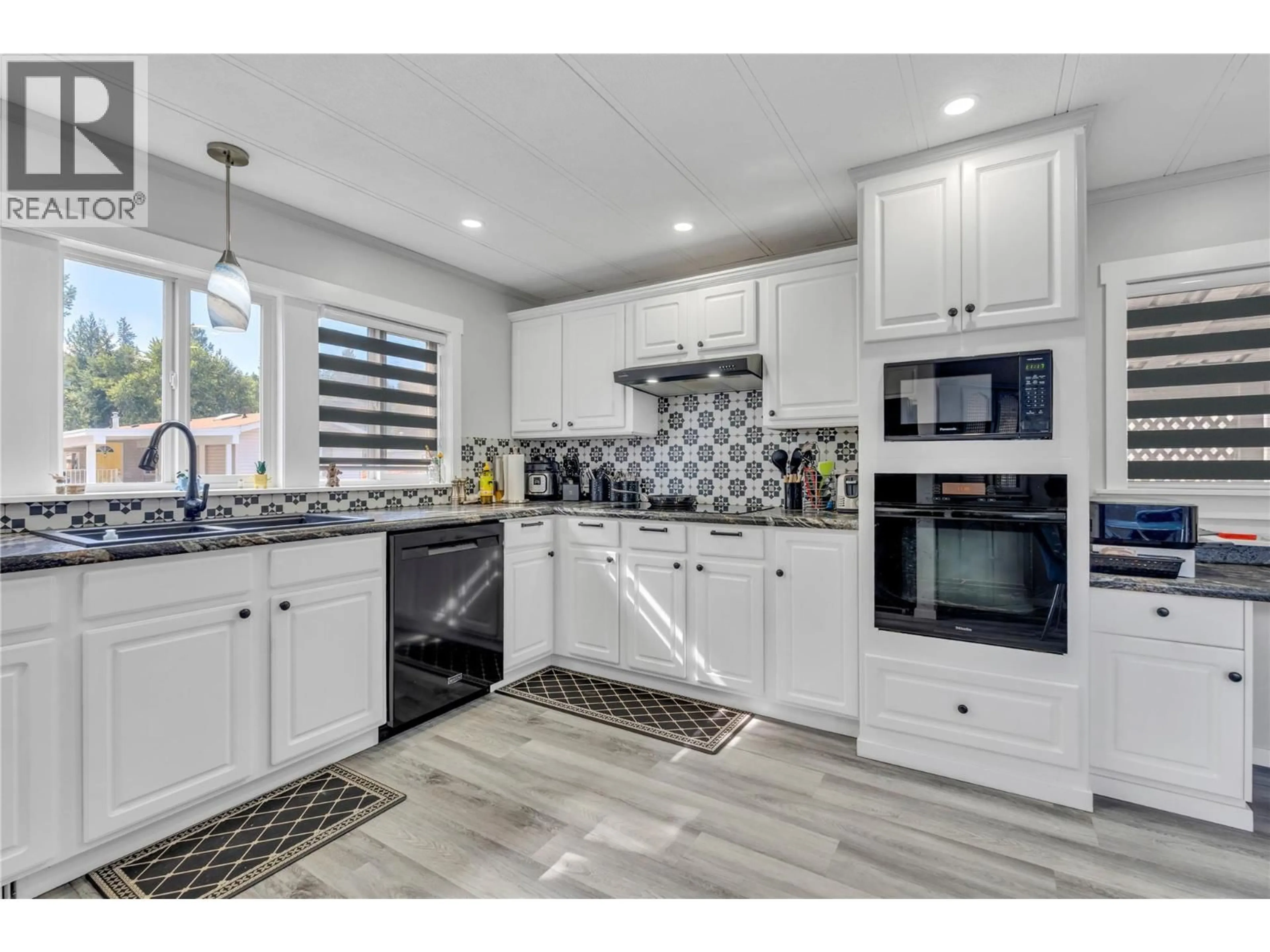 Open concept kitchen, ceramic/tile floor for 48 - 406 BRANDLMAYR OTHER, Princeton British Columbia V0X1W0