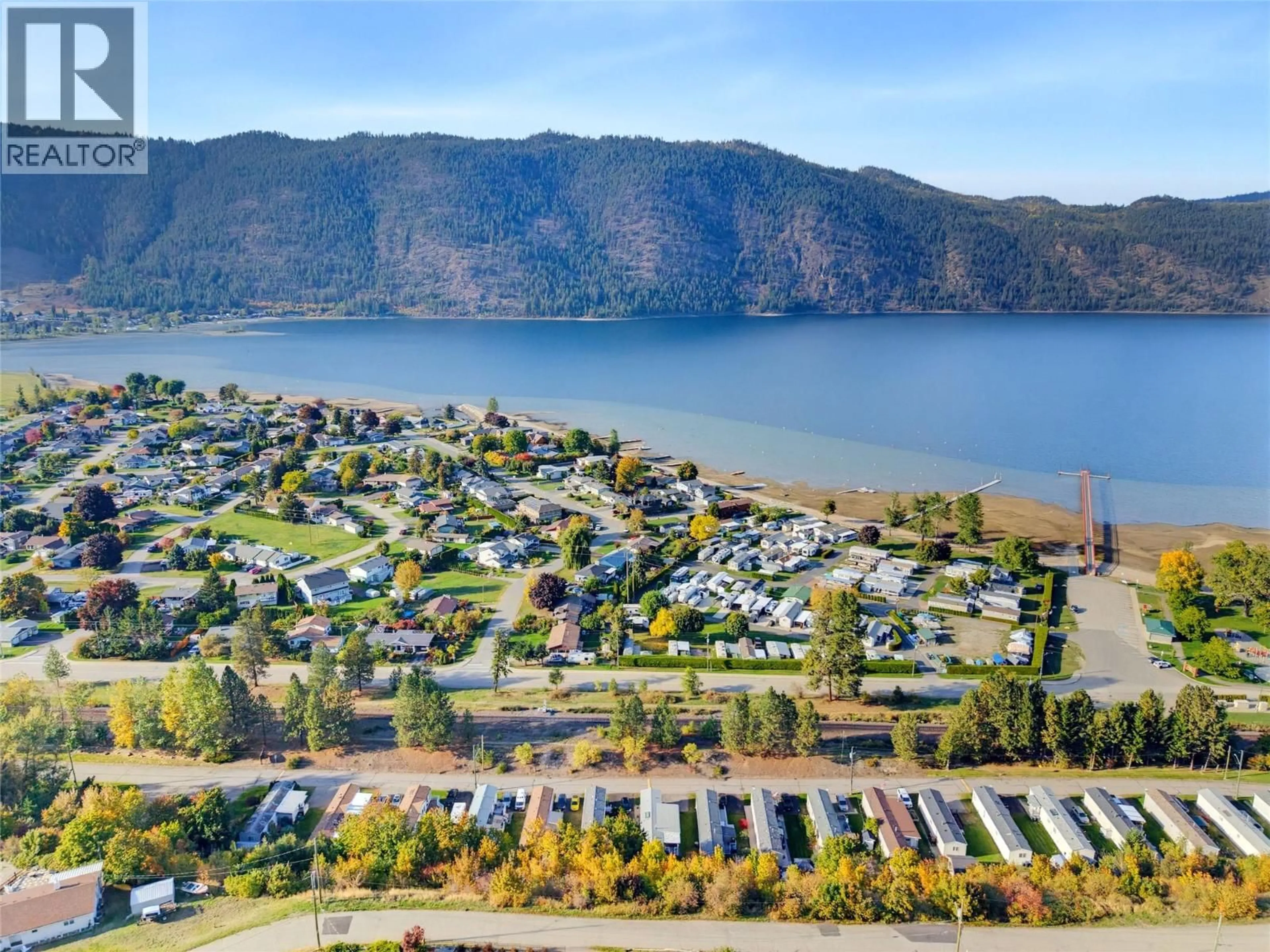 A pic from outside/outdoor area/front of a property/back of a property/a pic from drone, water/lake/river/ocean view for 7 - 1250 HILLSIDE AVENUE, Chase British Columbia V0E1M0