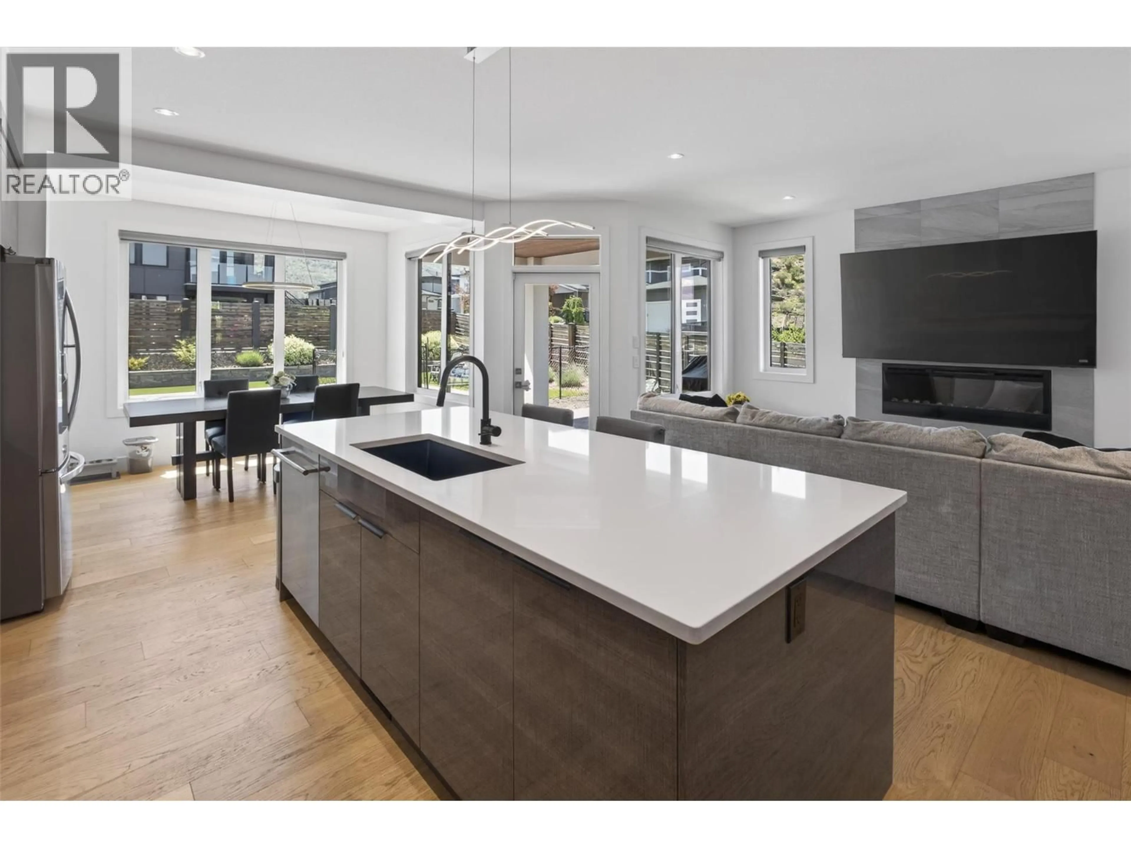 Open concept kitchen, unknown for 1265 PONDS AVENUE, Kelowna British Columbia V1W5N1