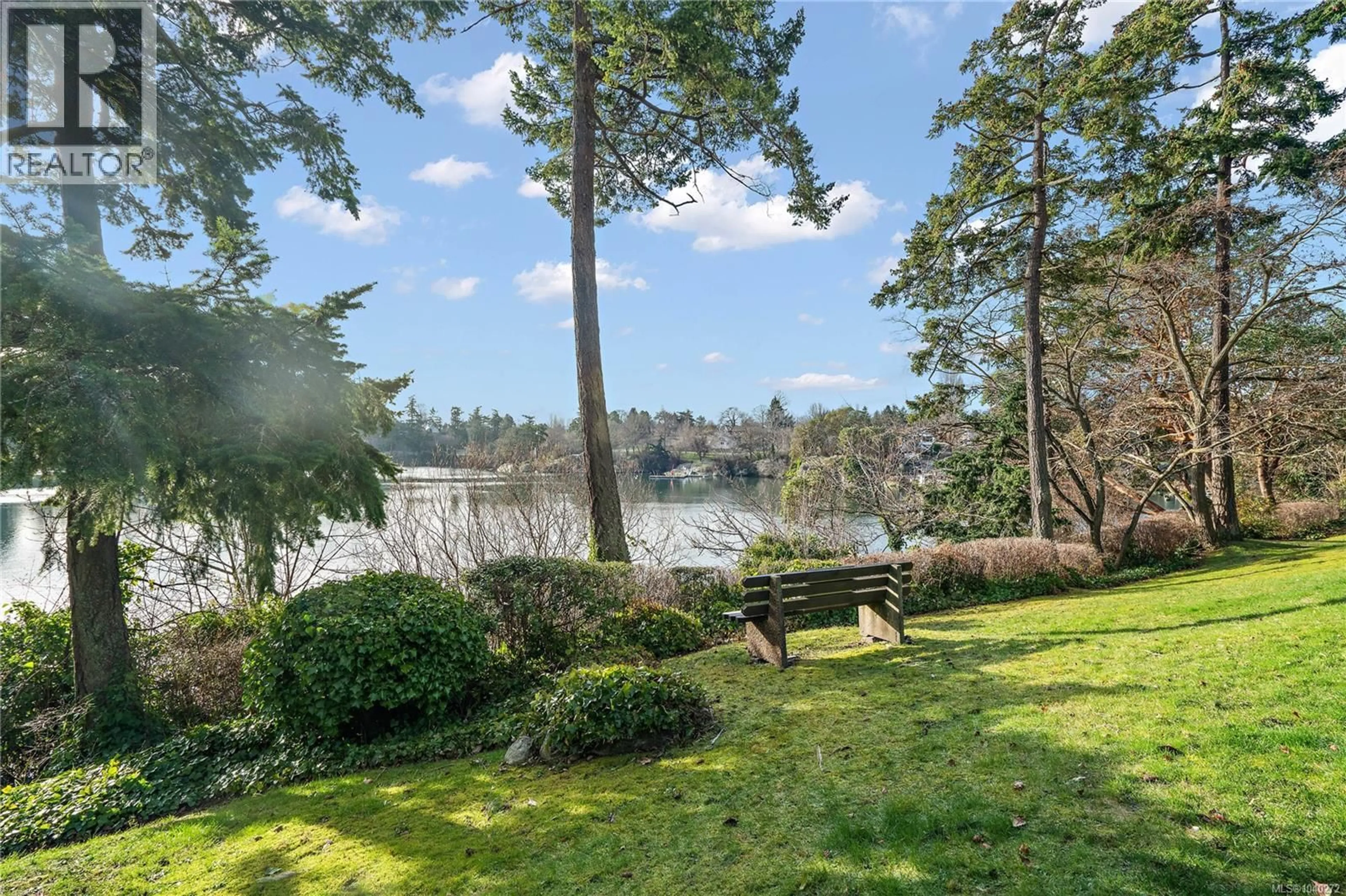 Patio, water/lake/river/ocean view for 306 - 103 GORGE ROAD EAST, Victoria British Columbia V9A6Z2