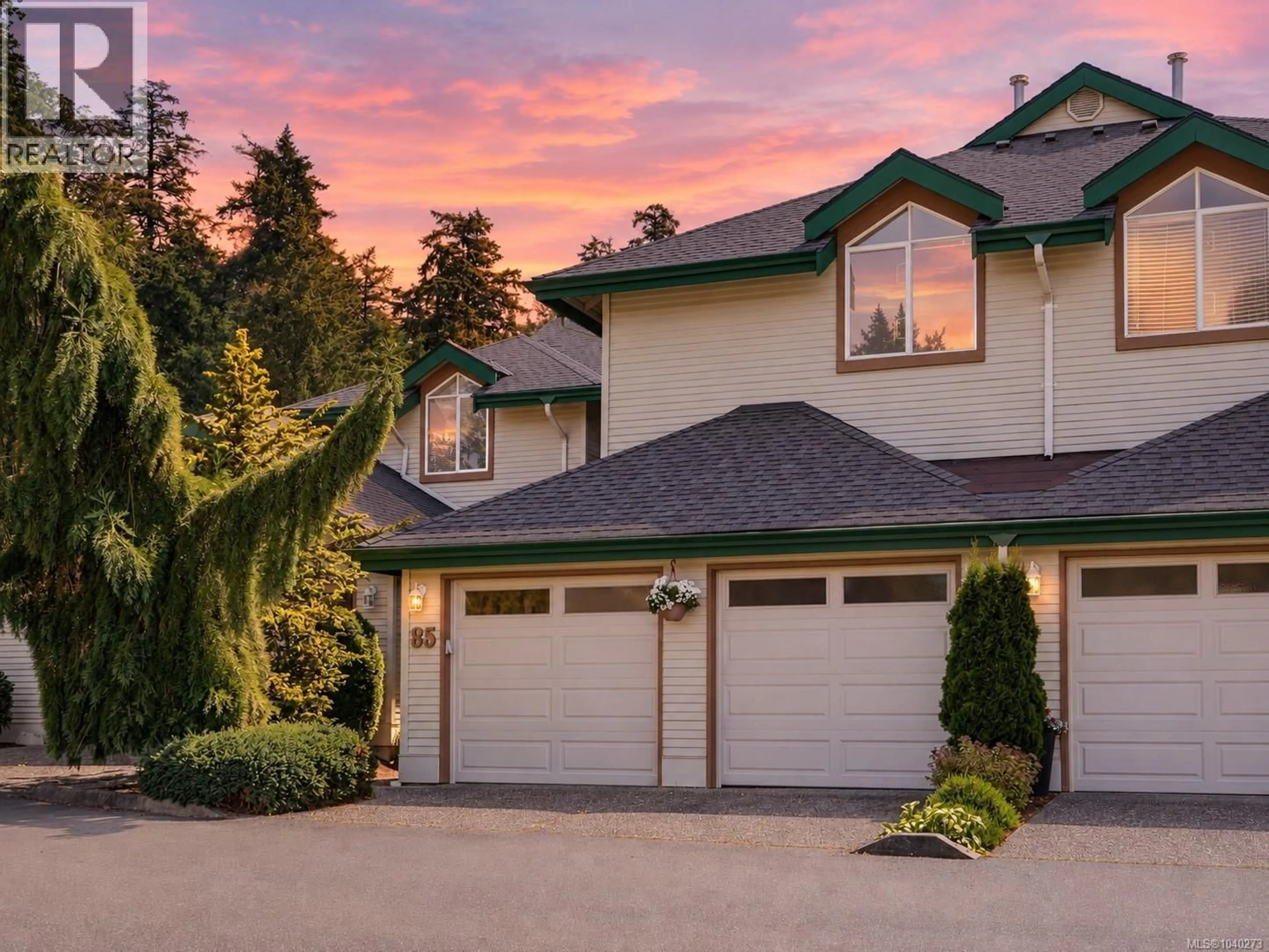 Unknown for 85 - 530 MARSETT PLACE, Saanich British Columbia V8Z7J2