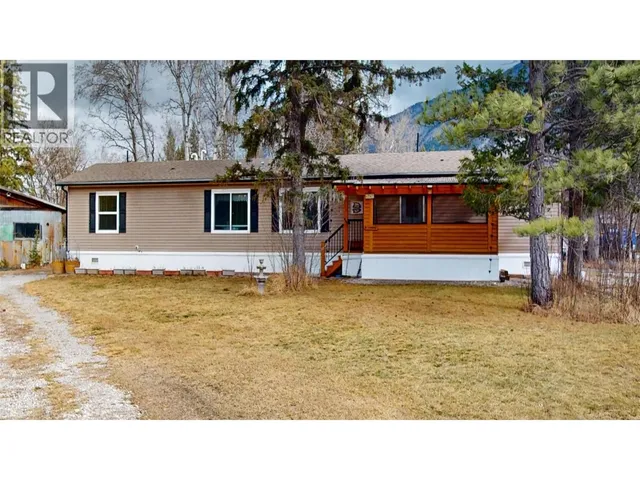 4747 WILLOW AVENUE, Canal Flats 2