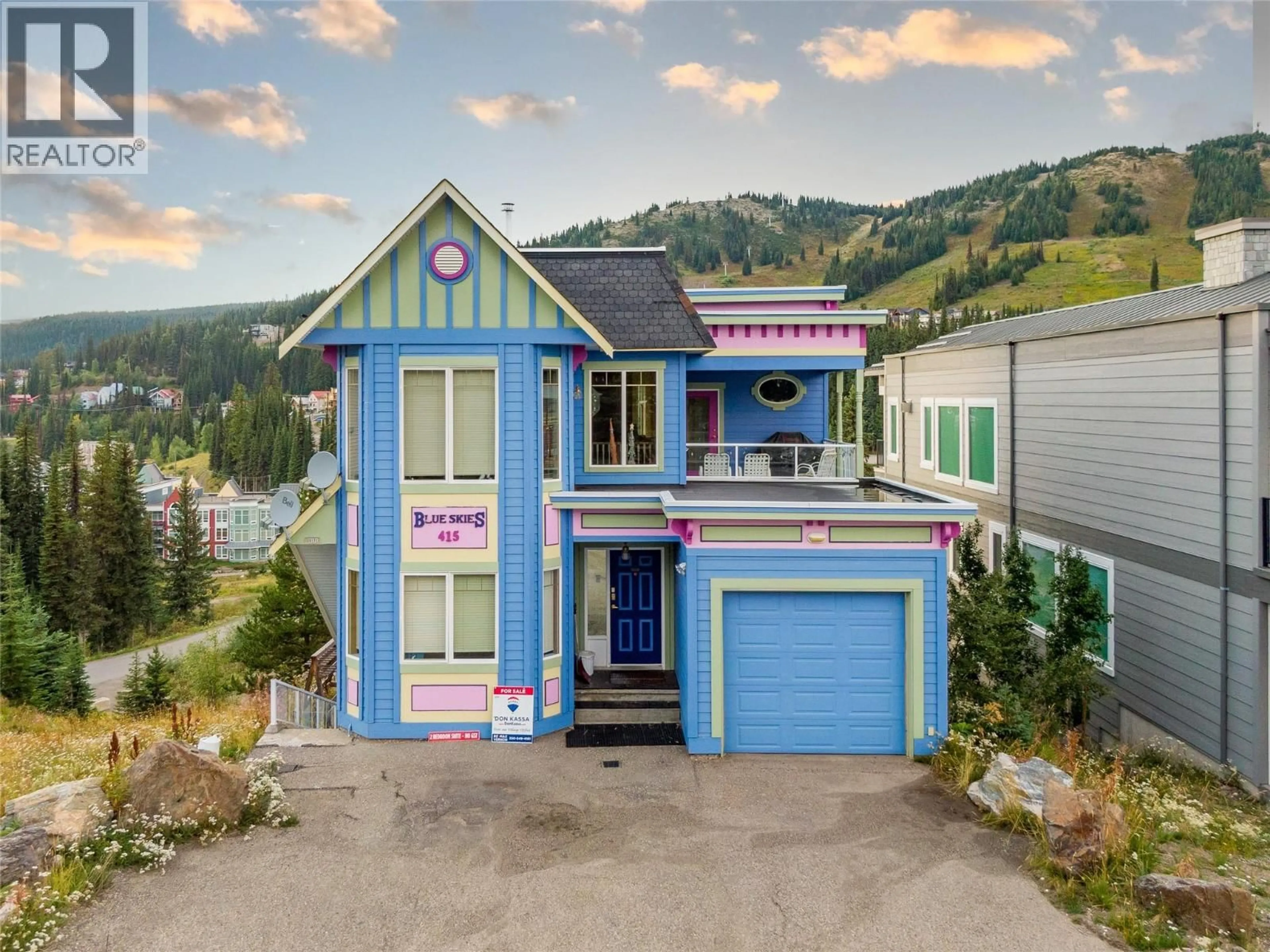 Home with vinyl exterior material, unknown for 2 - 415 SILVER QUEEN ROAD, Silver Star British Columbia V1B3M1