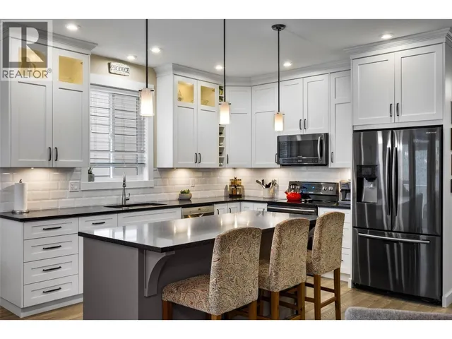 1538 EMERALD DRIVE, Kamloops 4