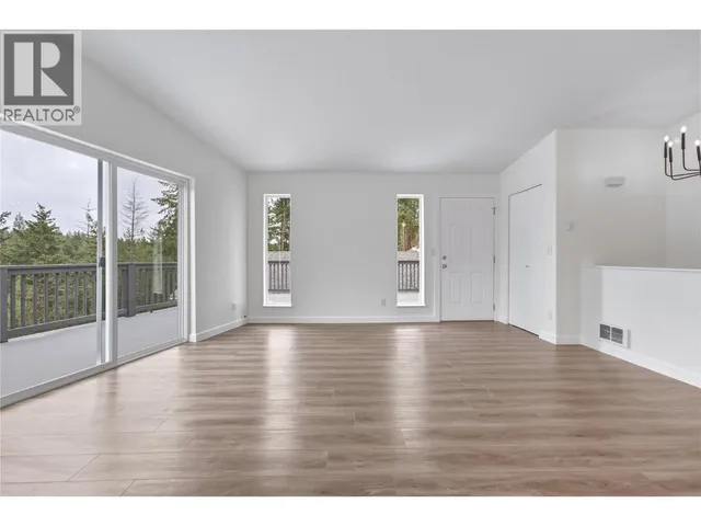 10824 WESTSHORE ROAD, Vernon 3
