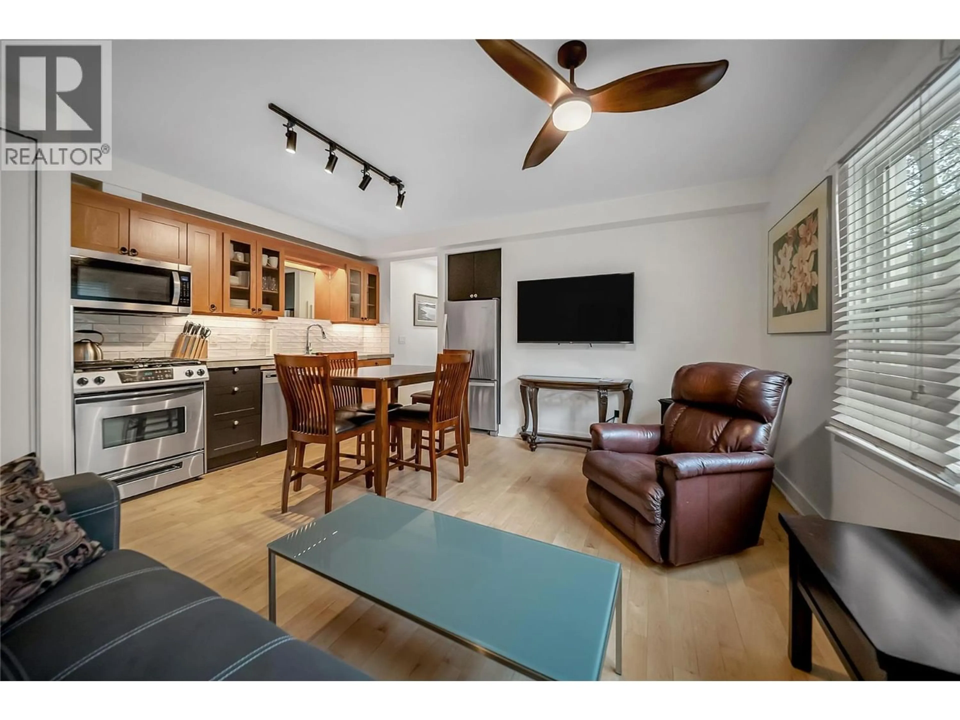 Unknown for 597 ECKHARDT AVENUE EAST, Penticton British Columbia V2A2A1