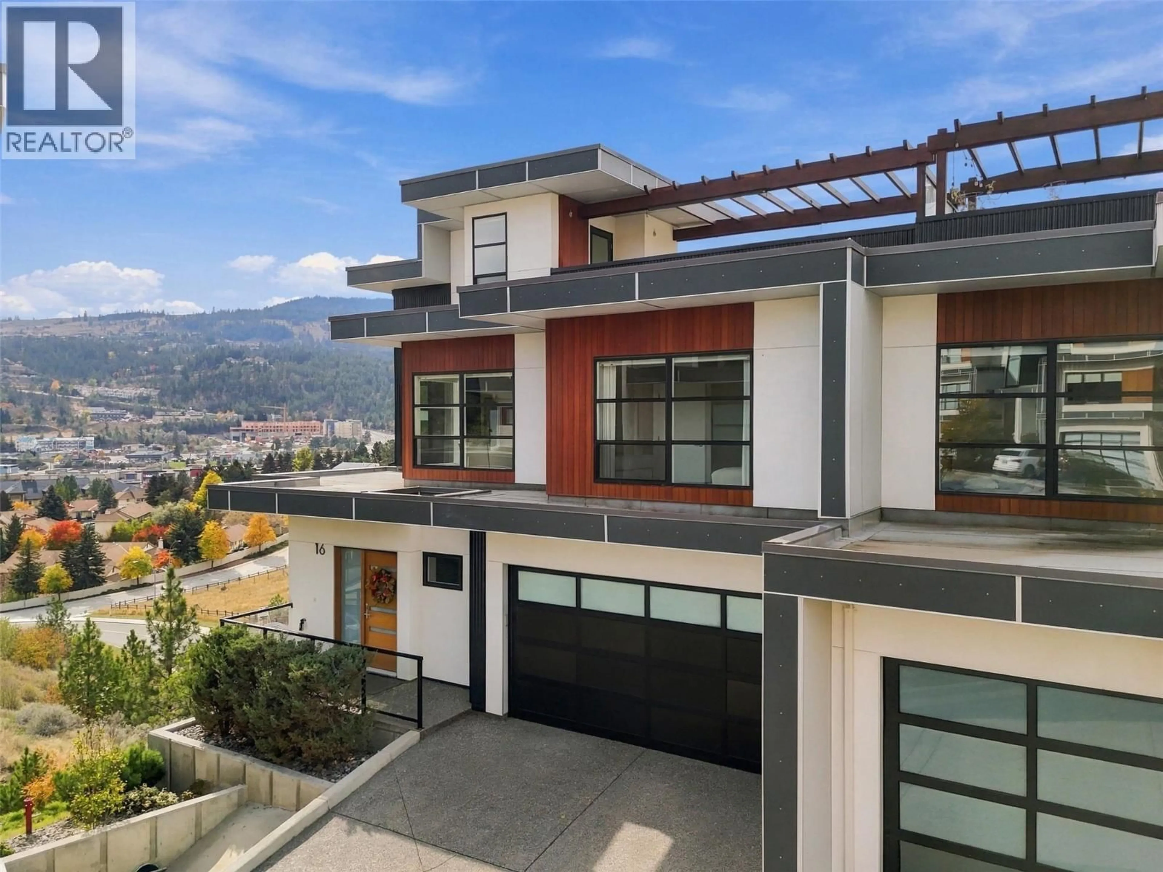 Home with vinyl exterior material, mountain view for 16 - 1395 PRAIRIE ROSE DRIVE, Kamloops British Columbia V2E0B9