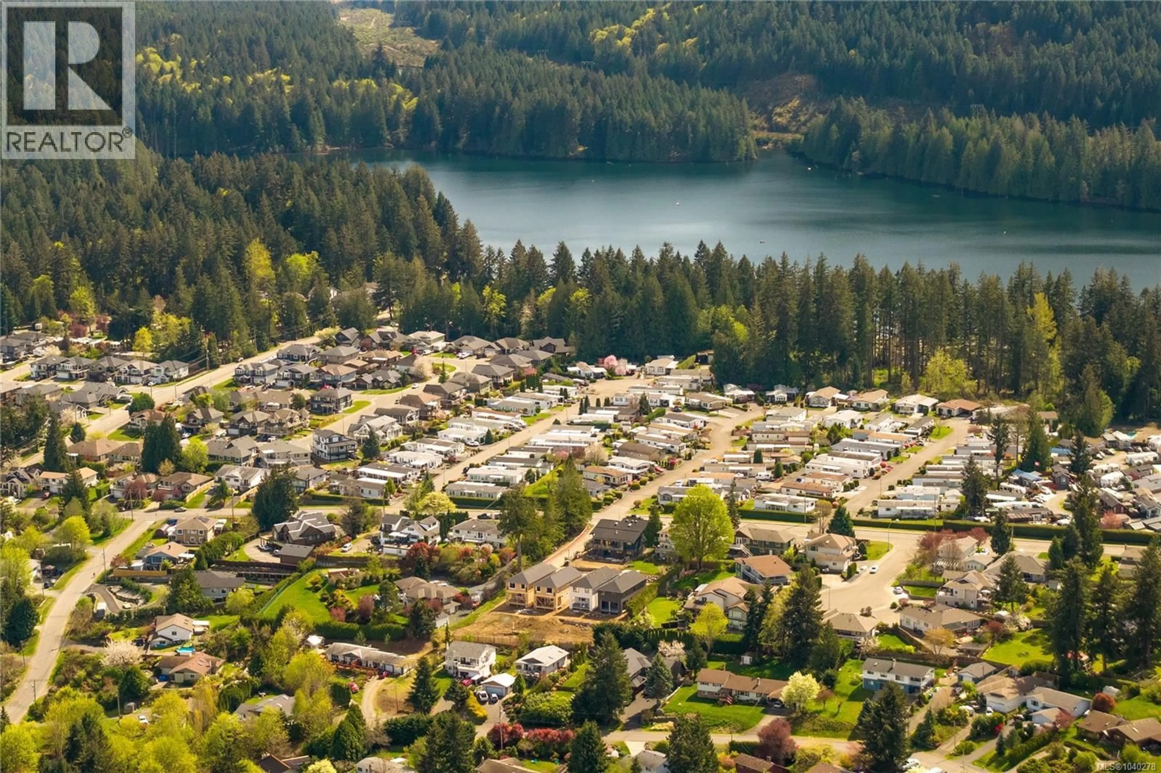A pic from outside/outdoor area/front of a property/back of a property/a pic from drone, unknown for 102 - 2302 ARBOT ROAD, Nanaimo British Columbia V9R6S8