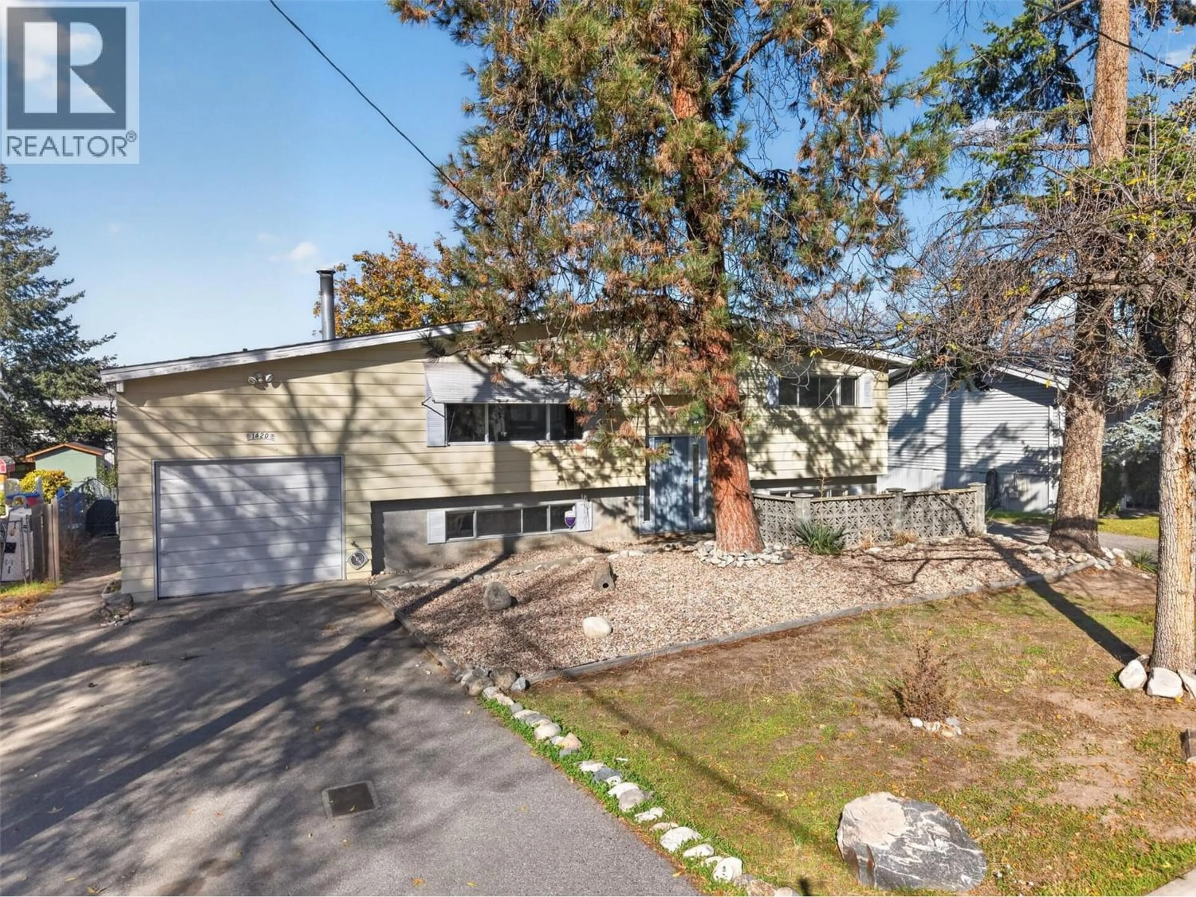 Unknown for 1420 GRAHAM ROAD, Kelowna British Columbia V1X1K2