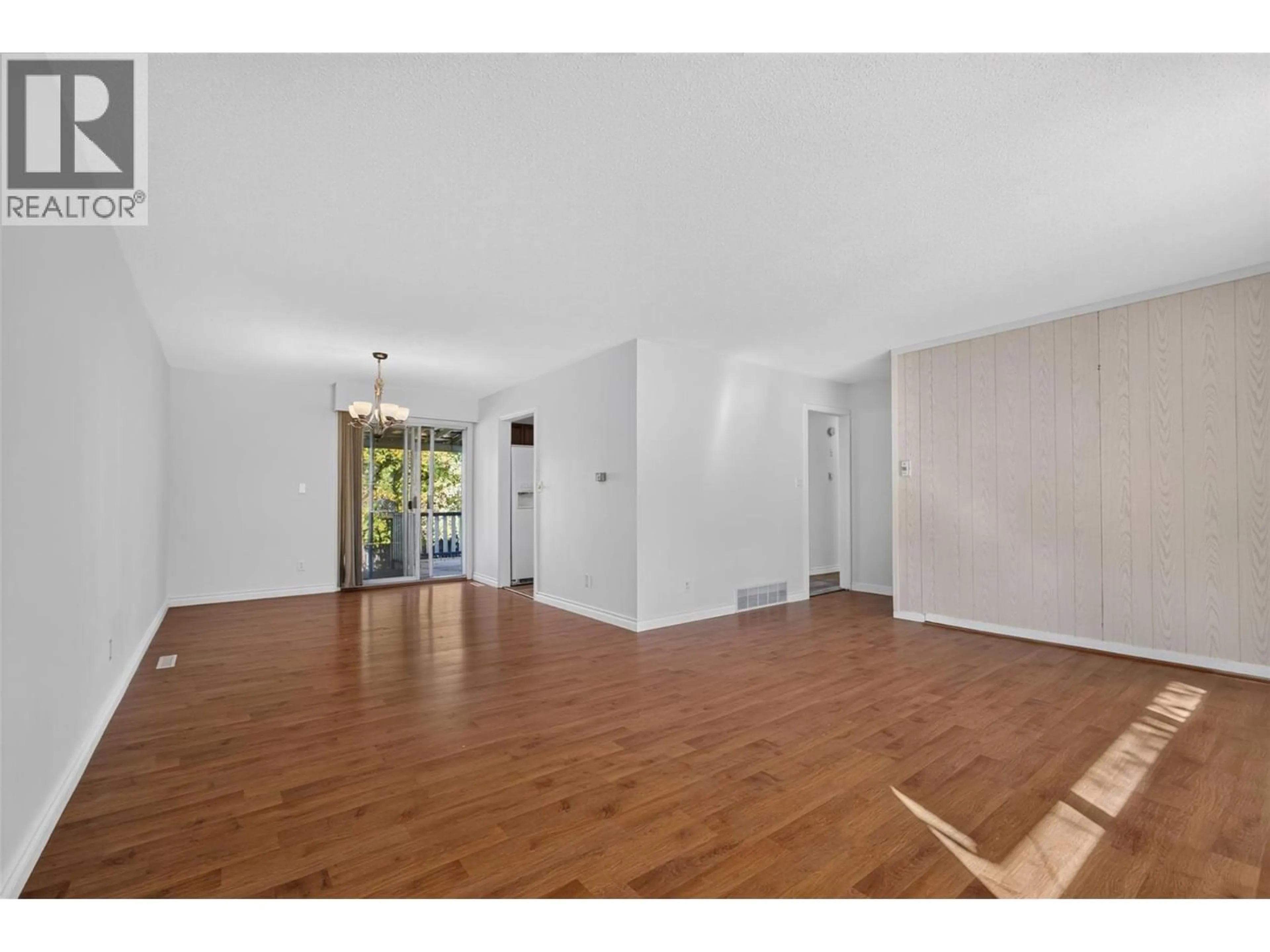 Unknown for 1420 GRAHAM ROAD, Kelowna British Columbia V1X1K2