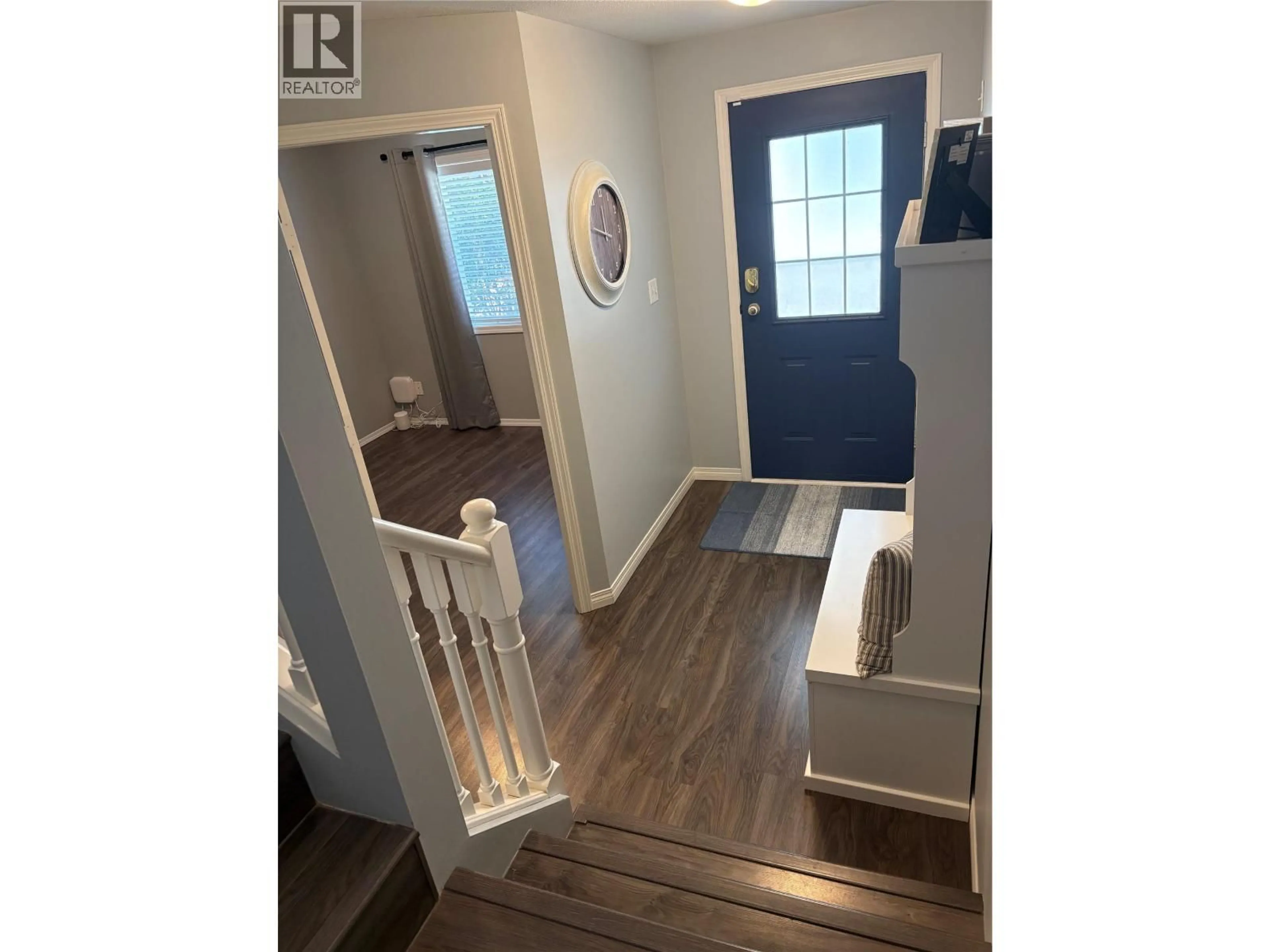 Indoor entryway for 111 - 1801 53 AVENUE, Vernon British Columbia V1T4E7
