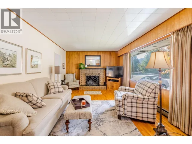 14001 AMM AVENUE, Summerland 3