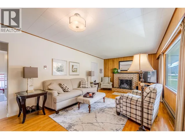 14001 AMM AVENUE, Summerland 4
