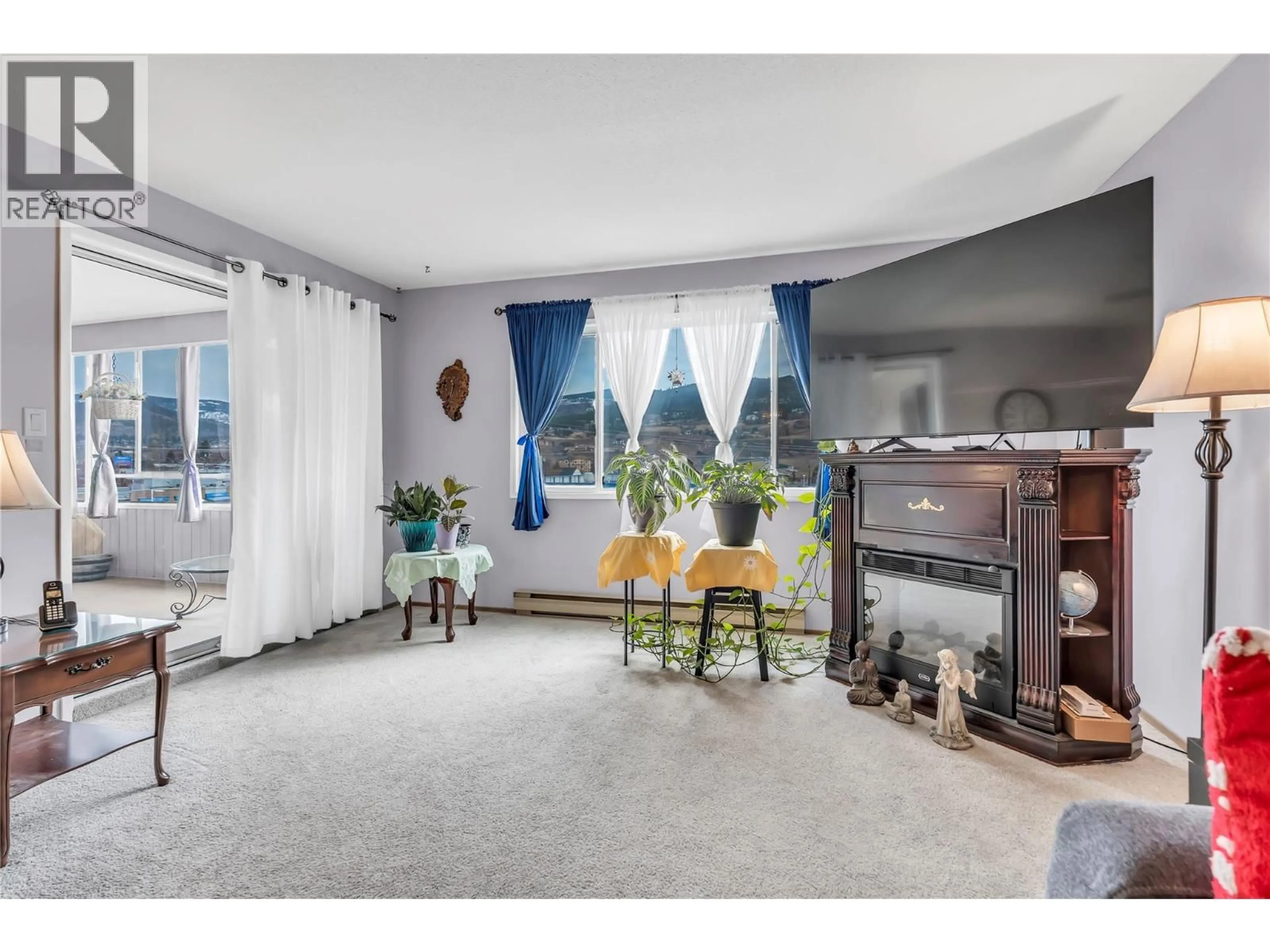 Unknown for 402 - 272 GREEN AVENUE WEST, Penticton British Columbia V2A3T2