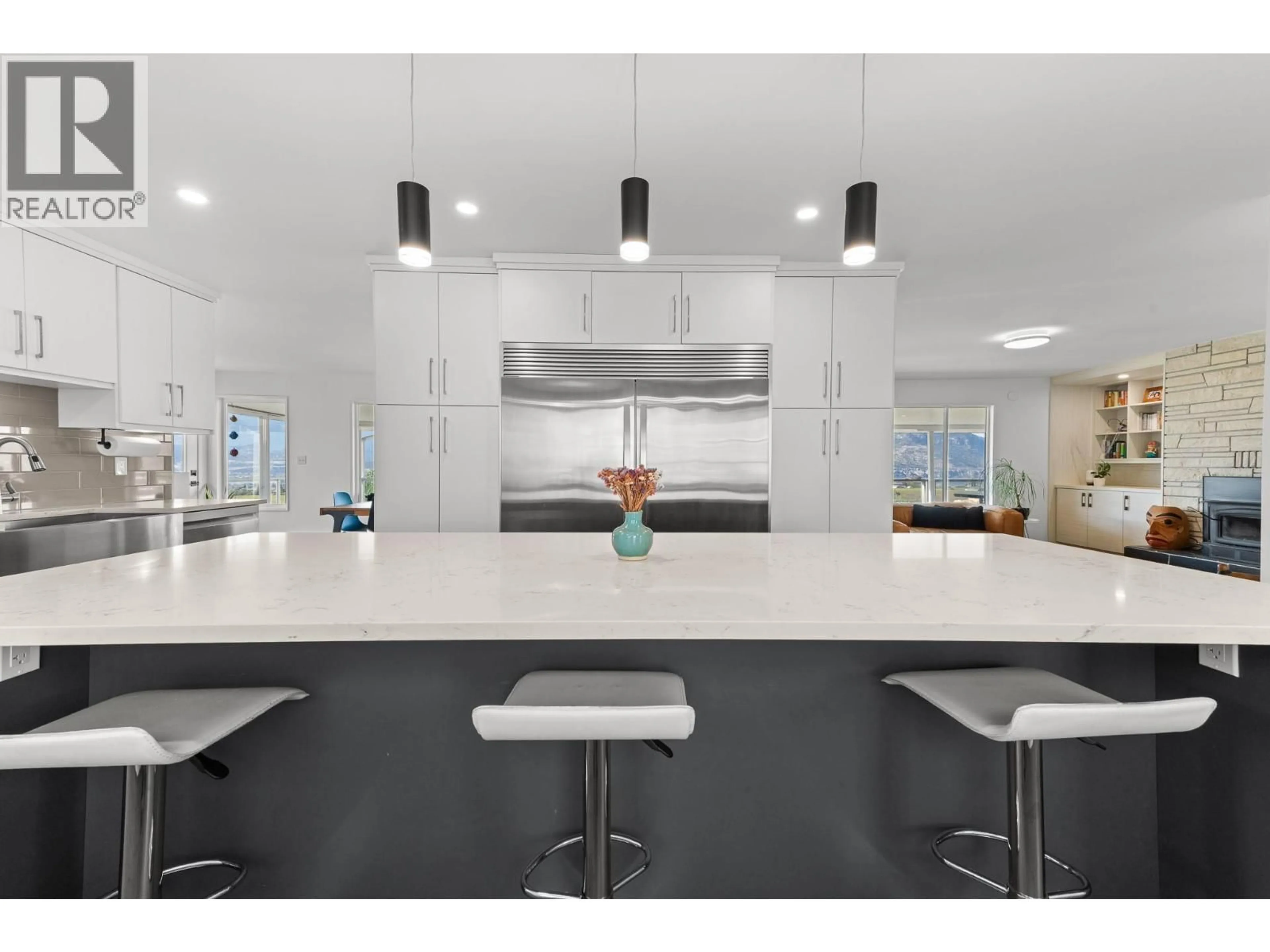 Contemporary kitchen, ceramic/tile floor for 398 UPPER BENCH ROAD SOUTH, Penticton British Columbia V2A8S9