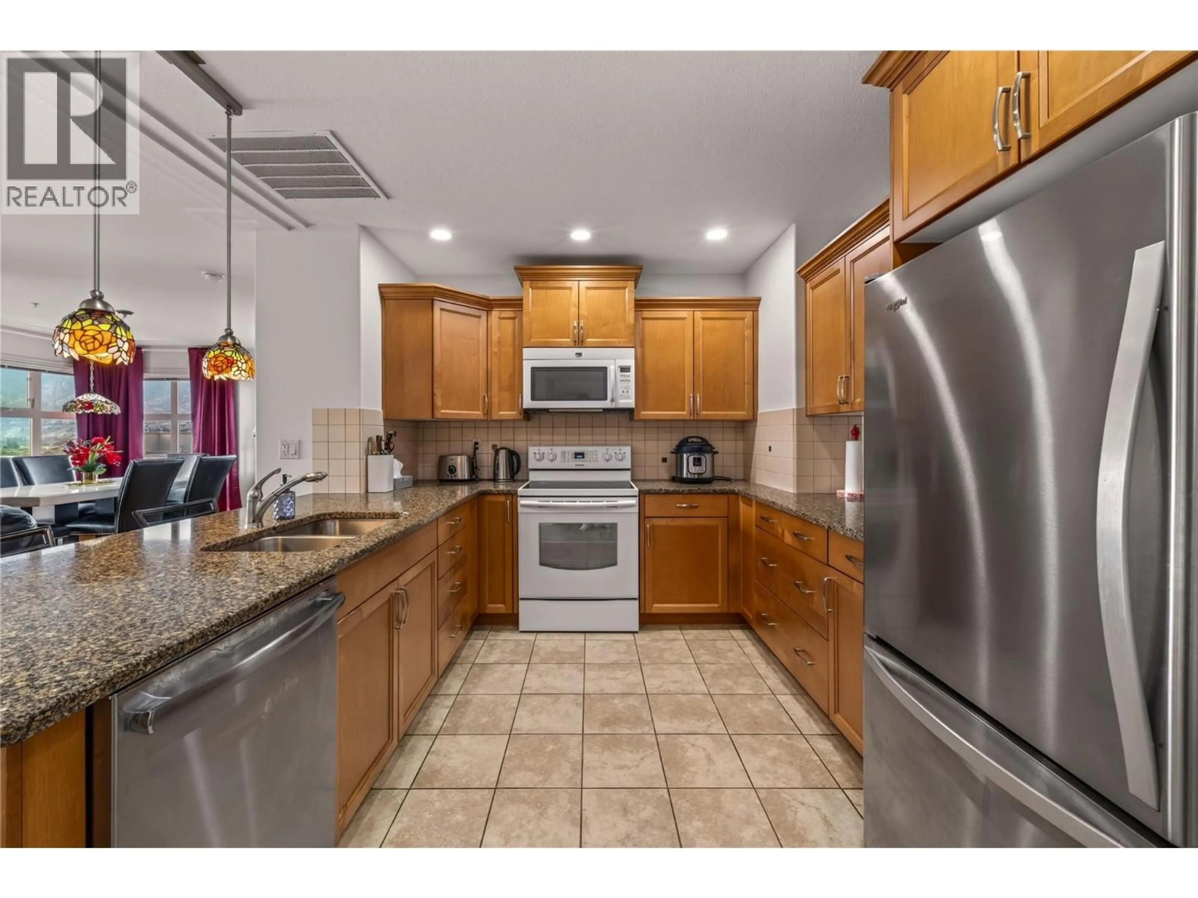 Standard kitchen, ceramic/tile floor for 1003 - 2125 ATKINSON STREET, Penticton British Columbia V2A9E6