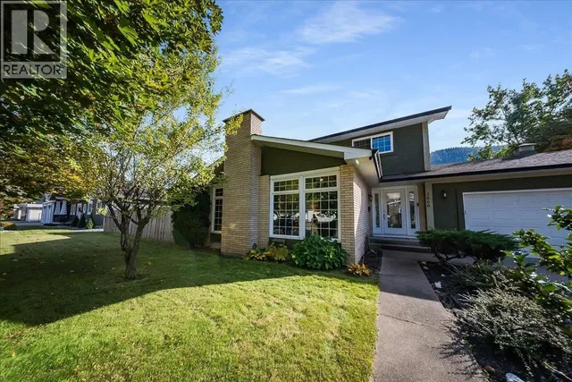 3866 CARNATION DRIVE, Trail