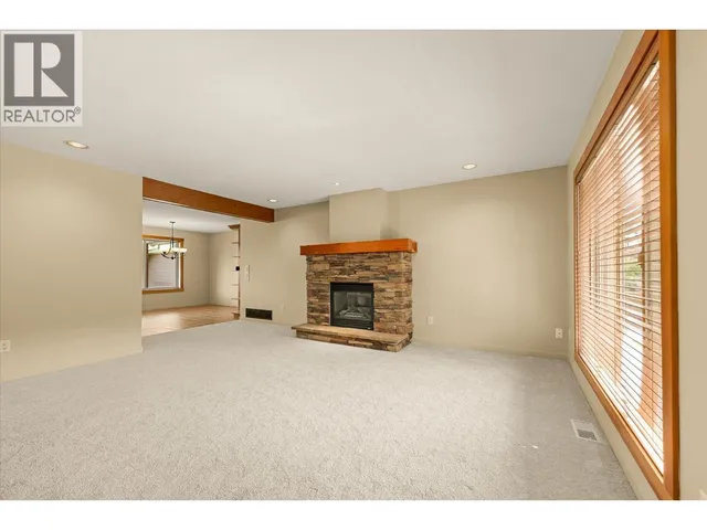 922 PARET CRESCENT, Kelowna 5