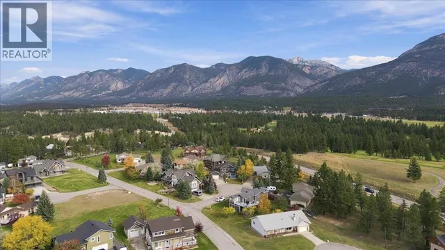 48 - 640 UPPER LAKEVIEW ROAD, Invermere 3
