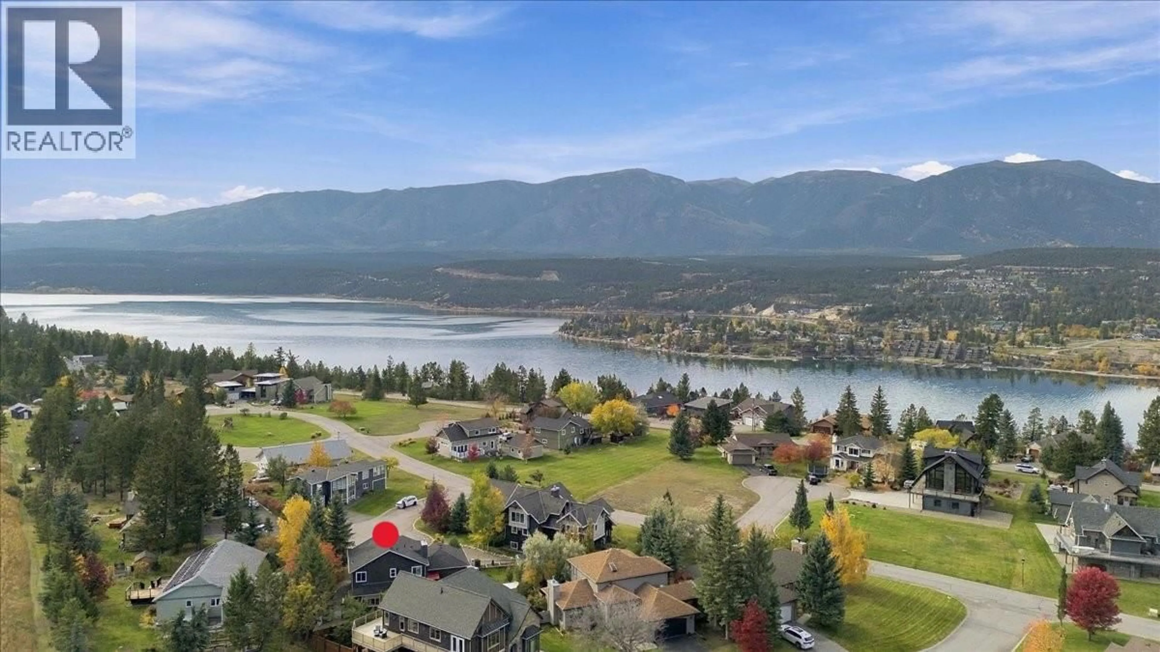 A pic from outside/outdoor area/front of a property/back of a property/a pic from drone, water/lake/river/ocean view for 48 - 640 UPPER LAKEVIEW ROAD, Invermere British Columbia V0A1K3